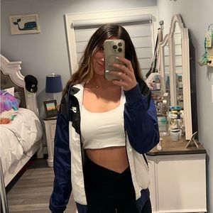 ☃️ Nike Windbreaker